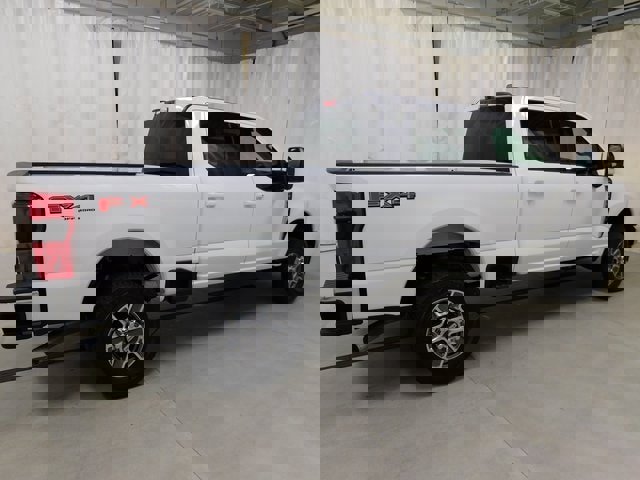 New 2026 Ford F350 Lariat w/ FX4 Off-Road Package image 3