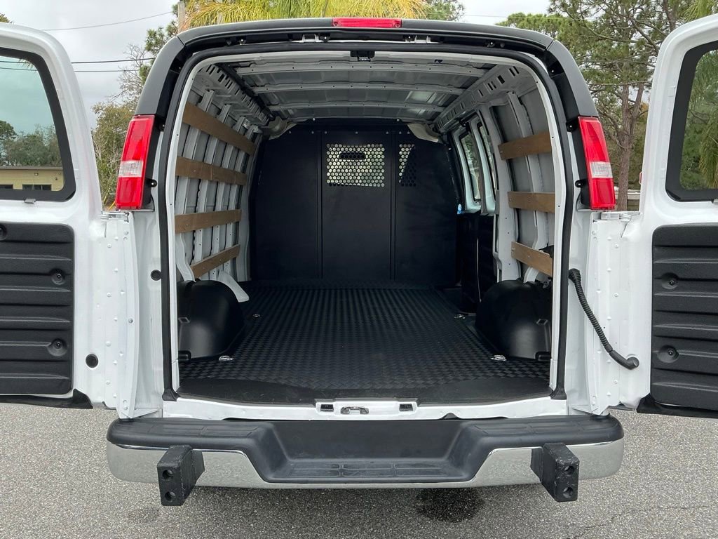 Used 2024 Chevrolet Express 2500 w/ Driver Convenience Package image 24
