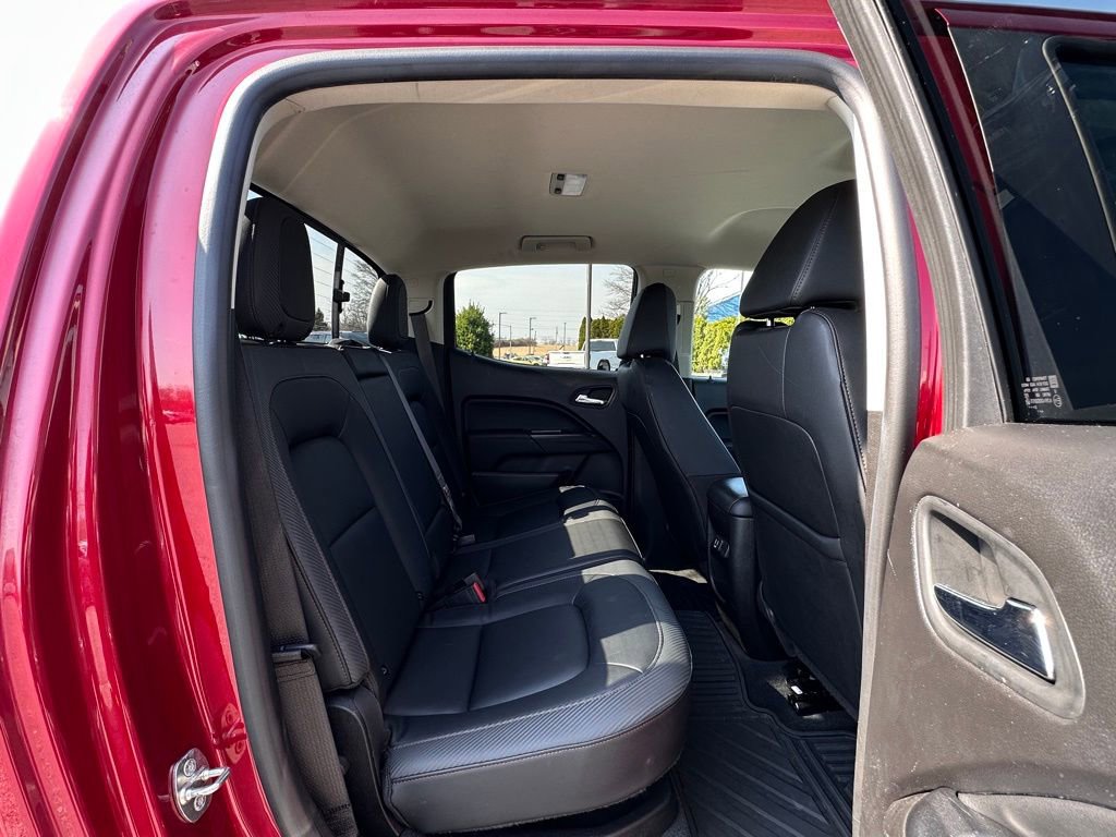Used 2021 GMC Canyon AT4 w/ Driver Alert Package AWD/4WD image 15