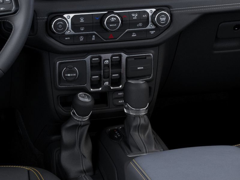 New 2026 Jeep Gladiator Sport AWD/4WD image 32
