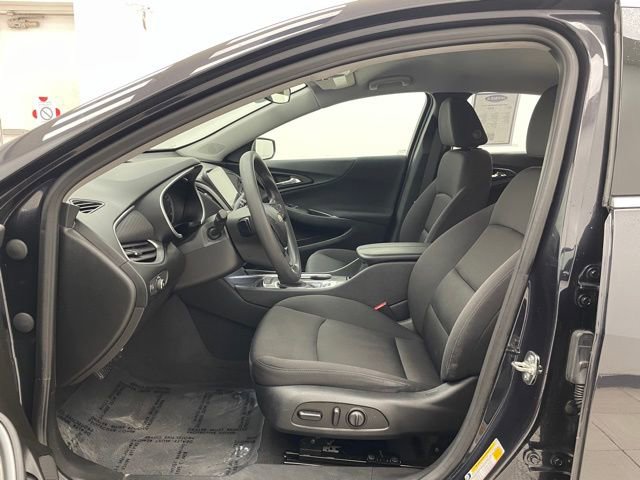 Used 2023 Chevrolet Malibu LT image 9