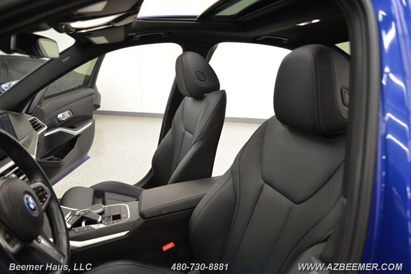 Used 2023 BMW 330e w/ M Sport Package RWD image 18