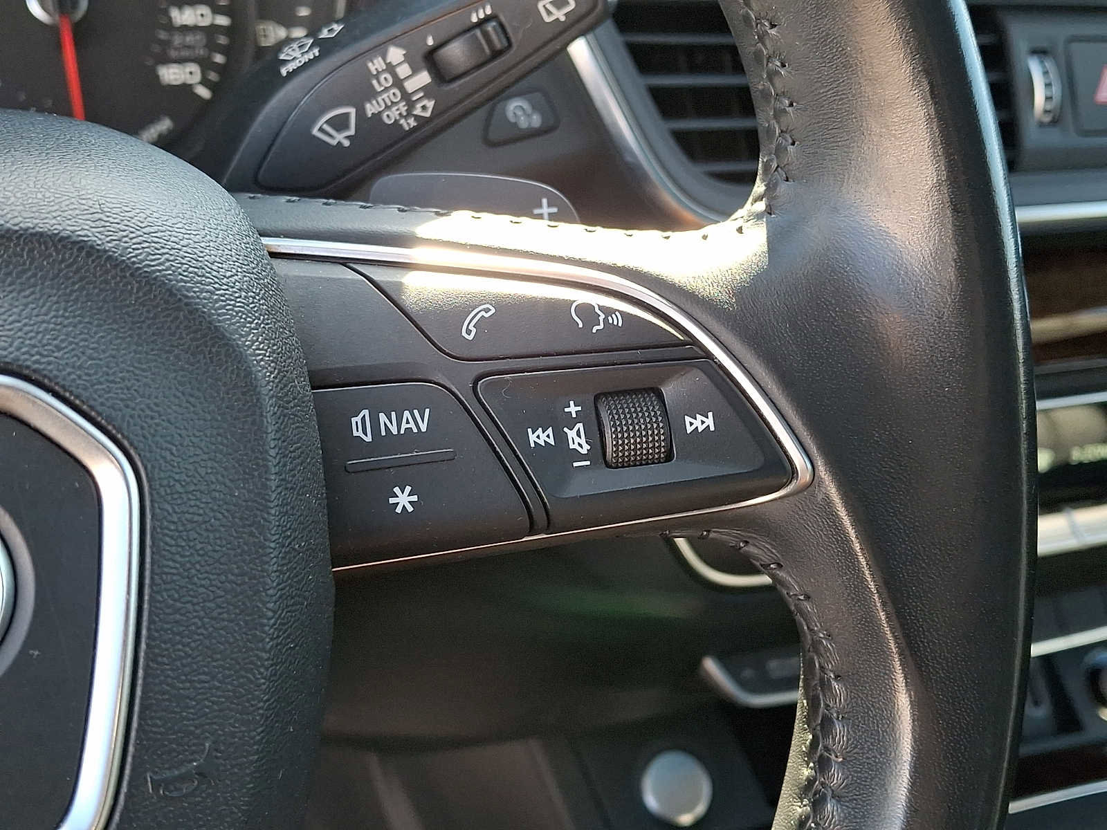 Used 2019 Audi Q5 2.0T Premium w/ Convenience Package image 22