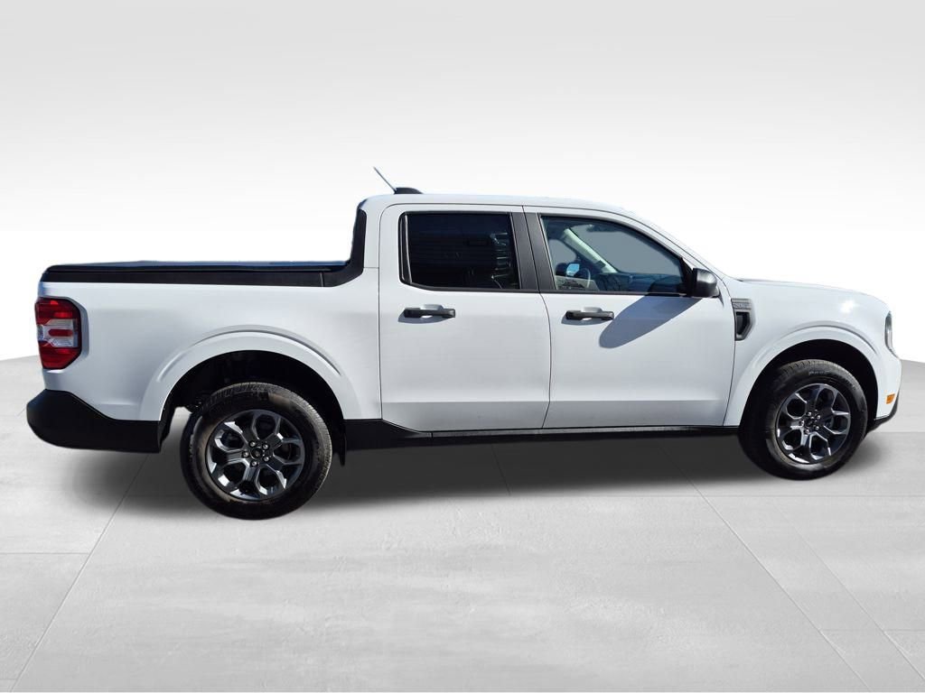 Used 2025 Ford Maverick XLT w/ Equipment Group 302A image 10