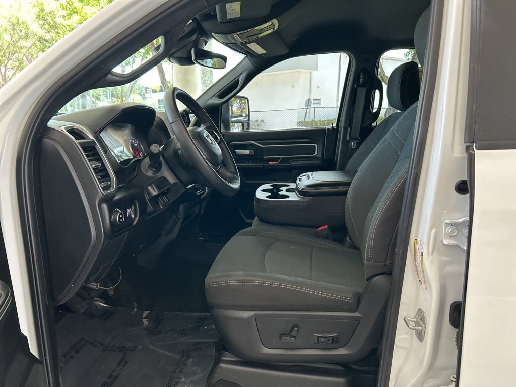 Used 2025 RAM 2500 Big Horn AWD/4WD image 6