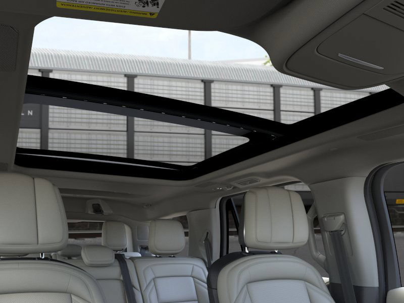 New 2025 Lincoln Navigator Reserve AWD/4WD image 22
