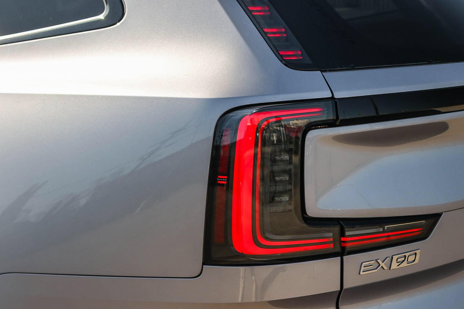 New 2026 Volvo EX90 Plus RWD image 11