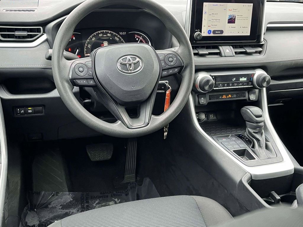 Used 2024 Toyota RAV4 LE image 2