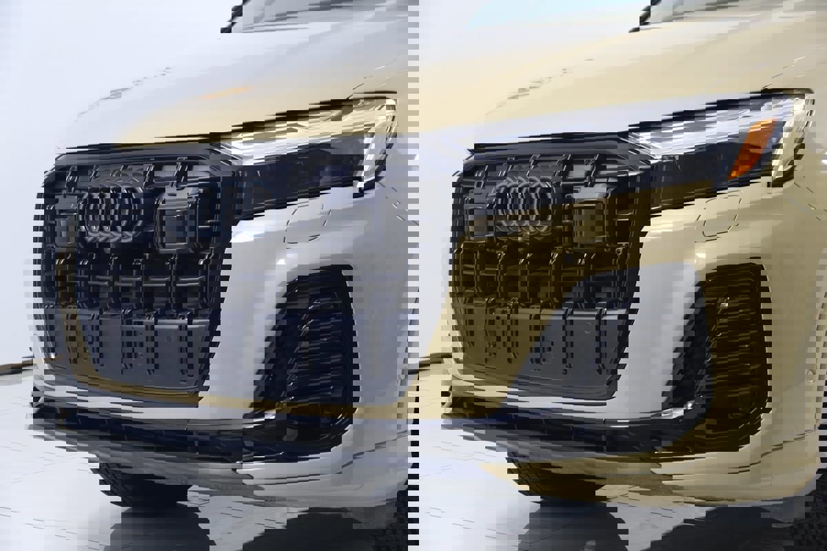 Used 2025 Audi Q7 2.0T Premium Plus w/ Premium Plus Package image 55