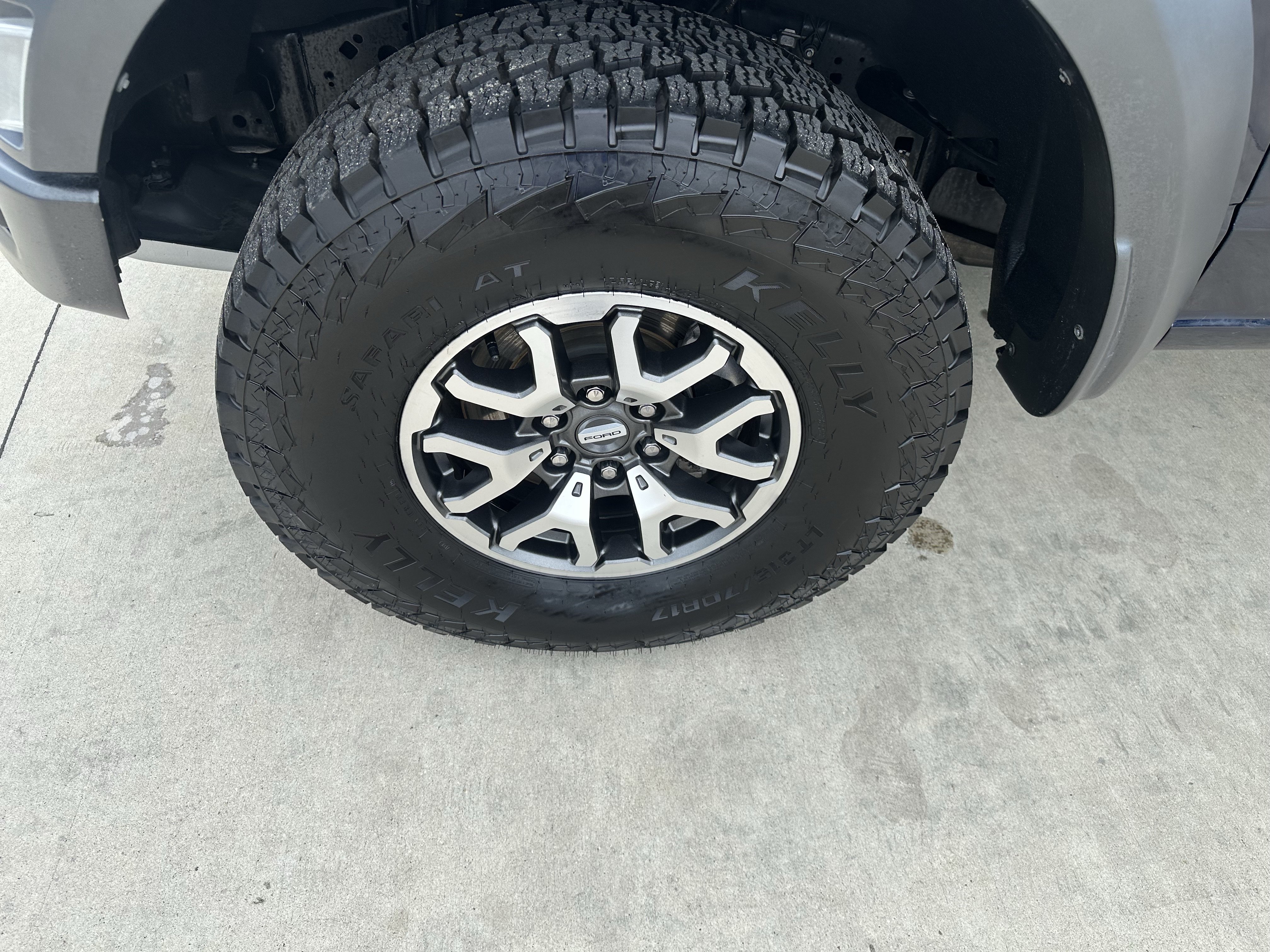 Used 2022 Ford F150 Raptor w/ Equipment Group 801A High AWD/4WD image 2