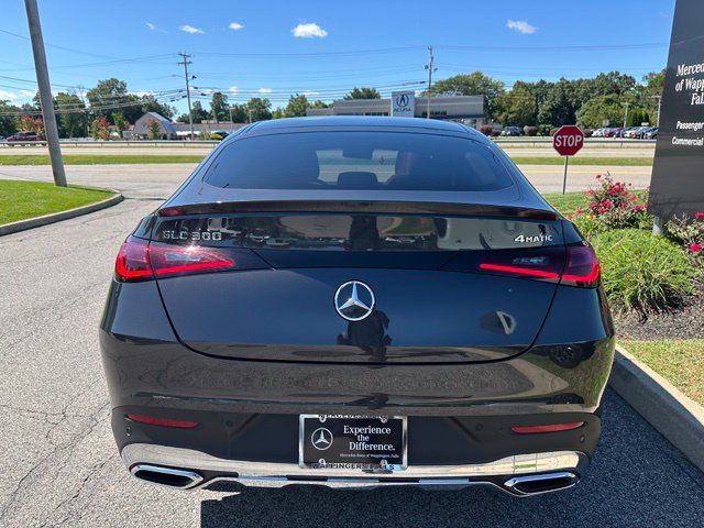 Certified 2025 Mercedes-Benz GLC 300 4MATIC image 4