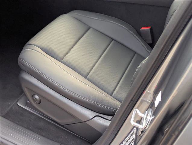 New 2026 Mercedes-Benz GLS 450 4MATIC image 4