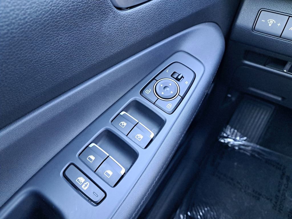 Used 2023 Hyundai Santa Fe SEL image 33