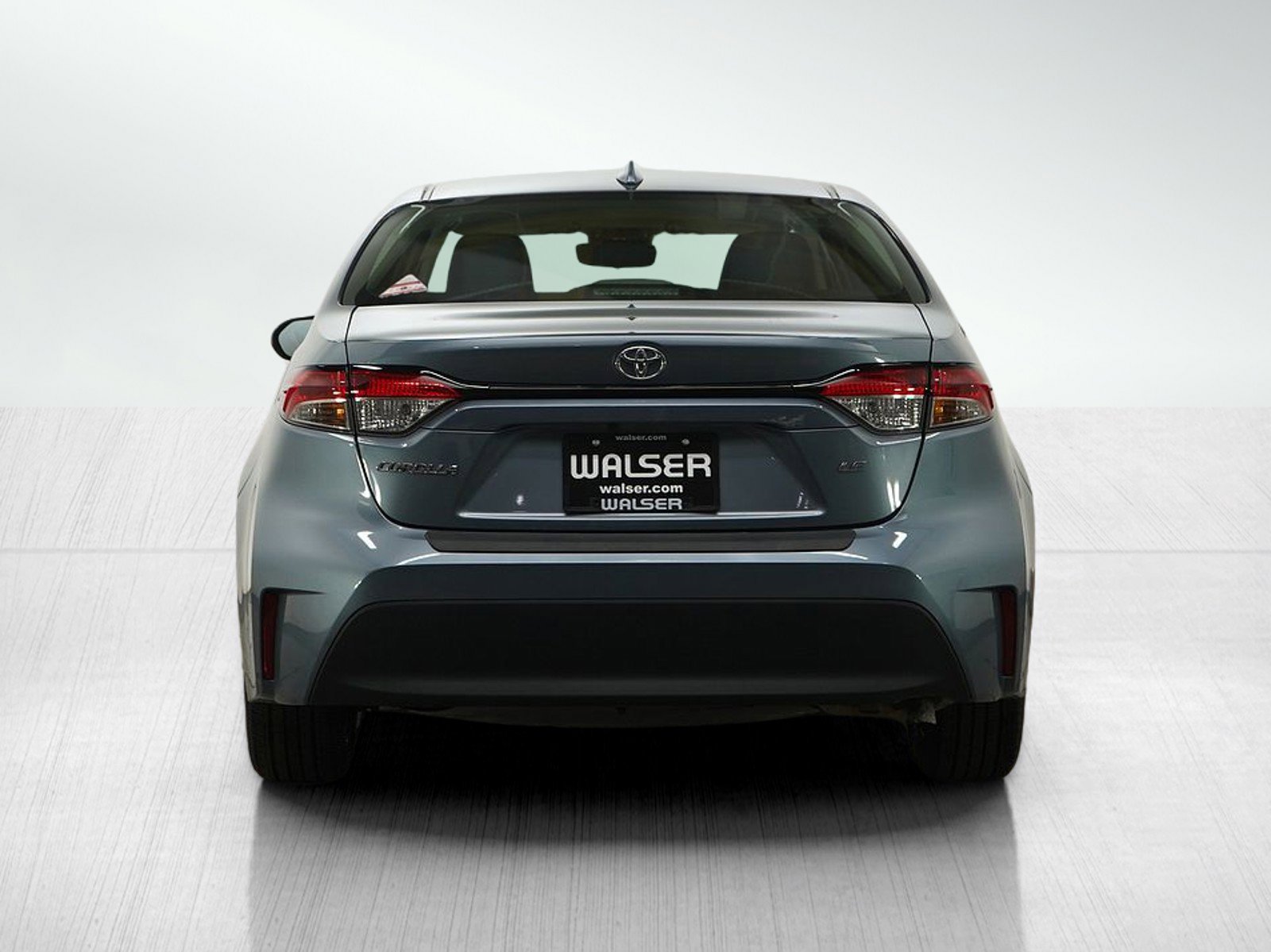 Used 2023 Toyota Corolla LE image 4