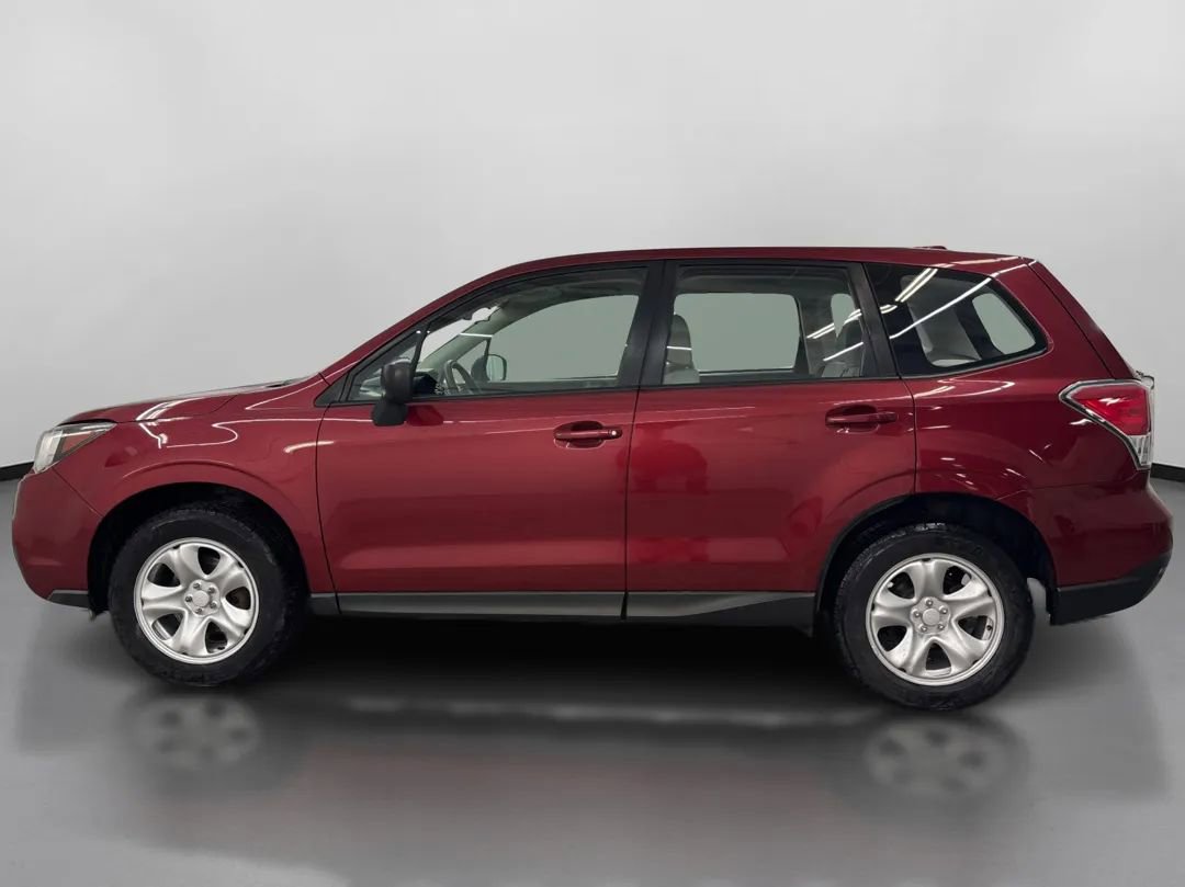 Used 2017 Subaru Forester 2.5i image 5