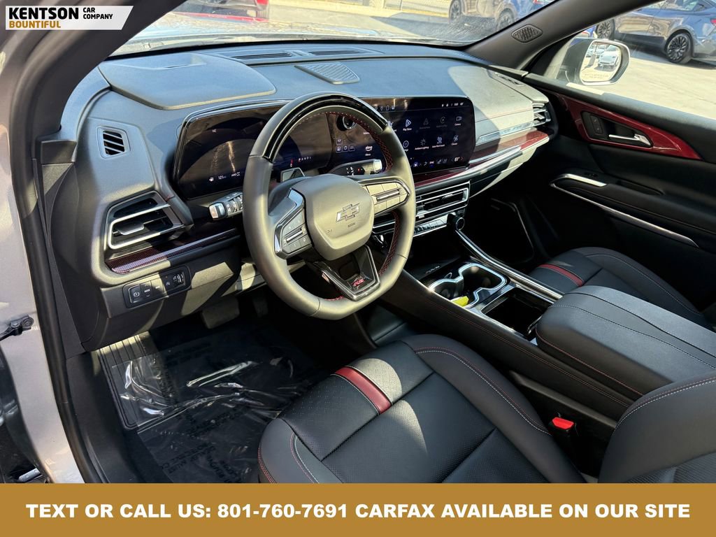 Used 2024 Chevrolet Traverse RS image 33