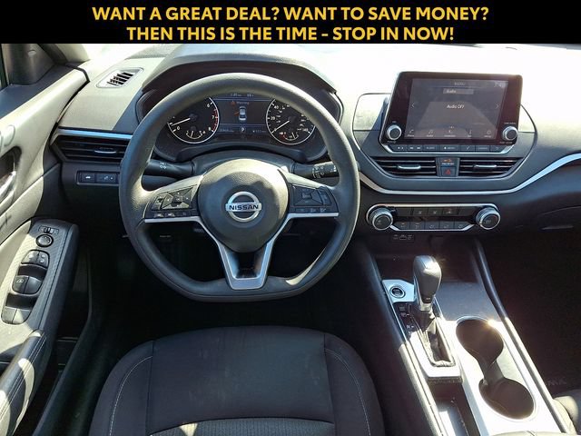 Used 2022 Nissan Altima 2.5 SV FWD image 10