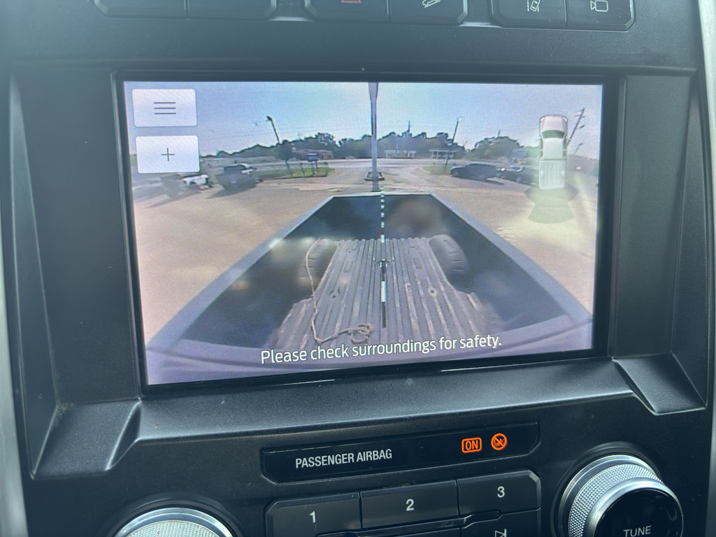 Used 2020 Ford F250 Platinum w/ FX4 Off-Road Package image 32