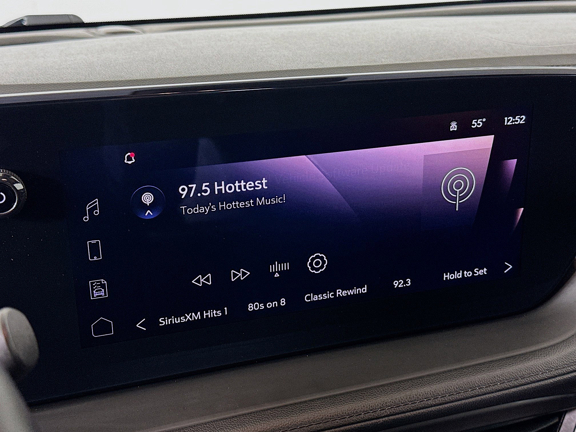 Used 2024 Buick Encore GX Sport Touring image 21