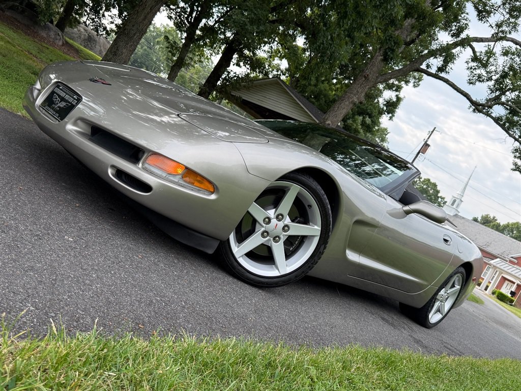 Used 1999 Chevrolet Corvette Convertible w/ Memory Pkg RWD image 8