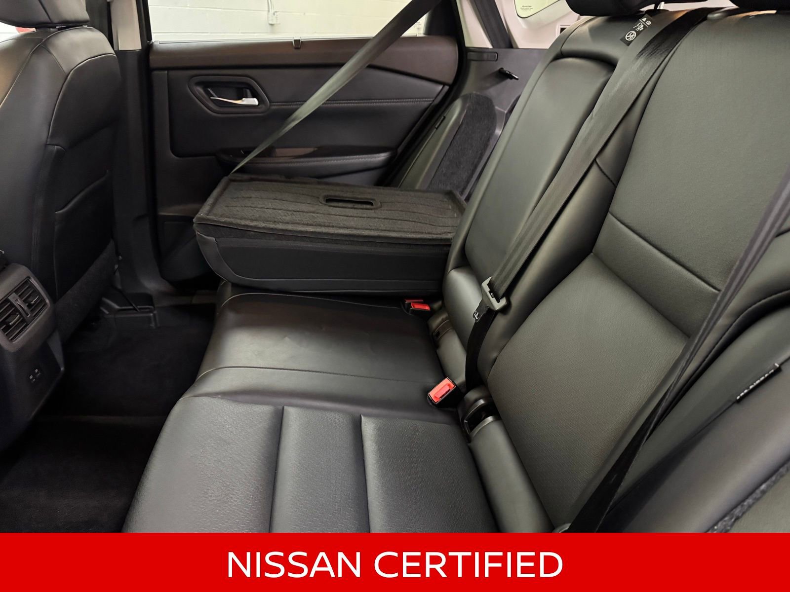 Certified 2022 Nissan Rogue SV w/ SV Premium Package image 34
