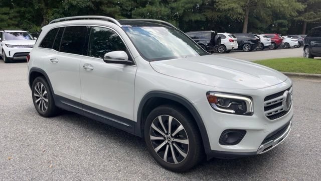 Used 2021 Mercedes-Benz GLB 250 image 2