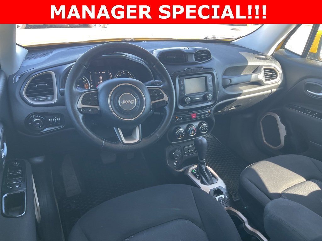 Used 2016 Jeep Renegade Latitude w/ Cold Weather Group image 14