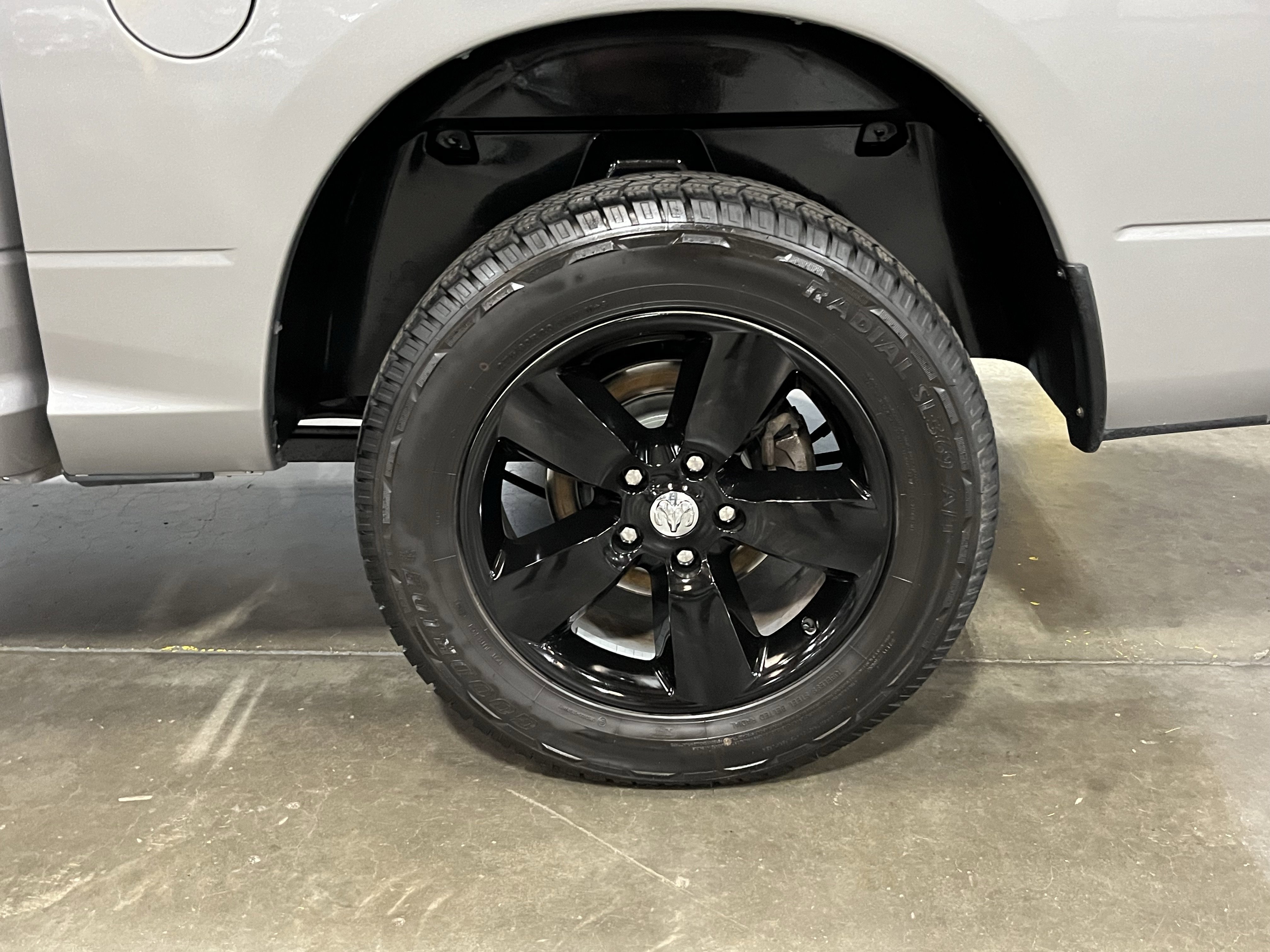 Used 2023 RAM 1500 Classic SLT image 25