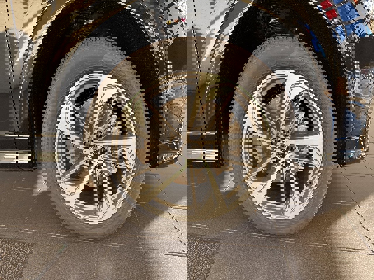 New 2025 Audi Q3 2.0T Premium image 53