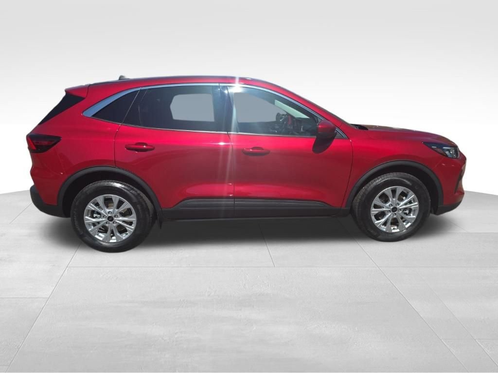 Certified 2023 Ford Escape Active w/ Tech Pack #2 image 4