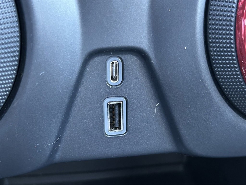 Used 2022 Chevrolet Blazer RS w/ Enhanced Convenience Package image 36