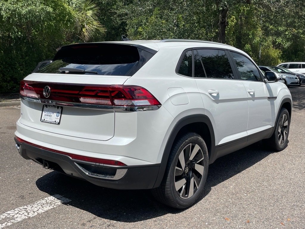 New 2026 Volkswagen Atlas Cross Sport SE image 3