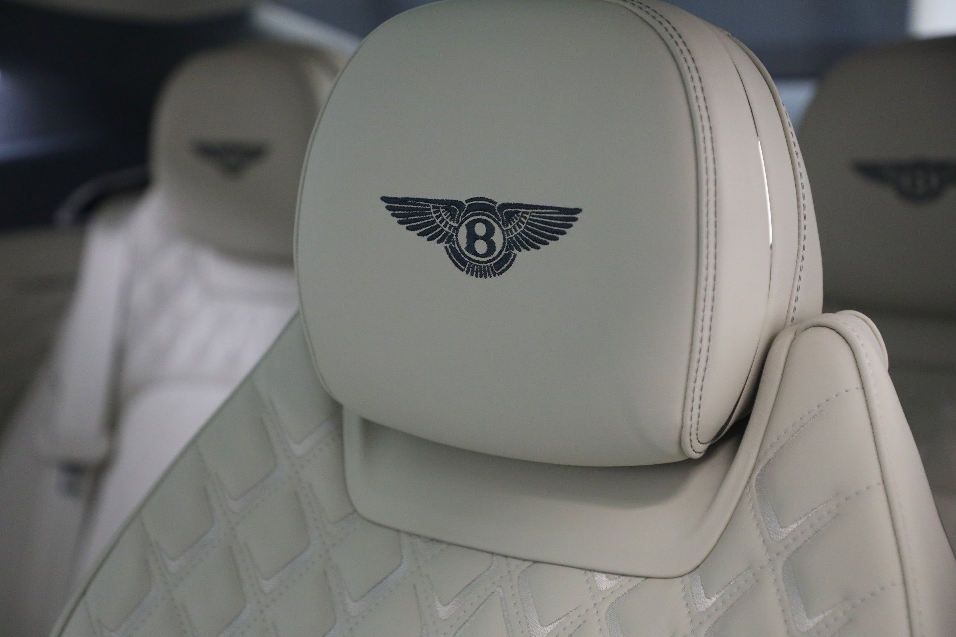 New 2026 Bentley Continental GT Azure AWD/4WD image 29