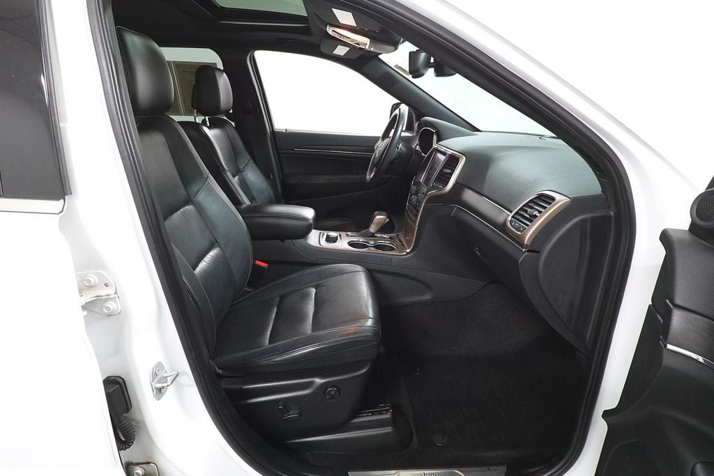 Used 2016 Jeep Grand Cherokee Limited AWD/4WD image 34