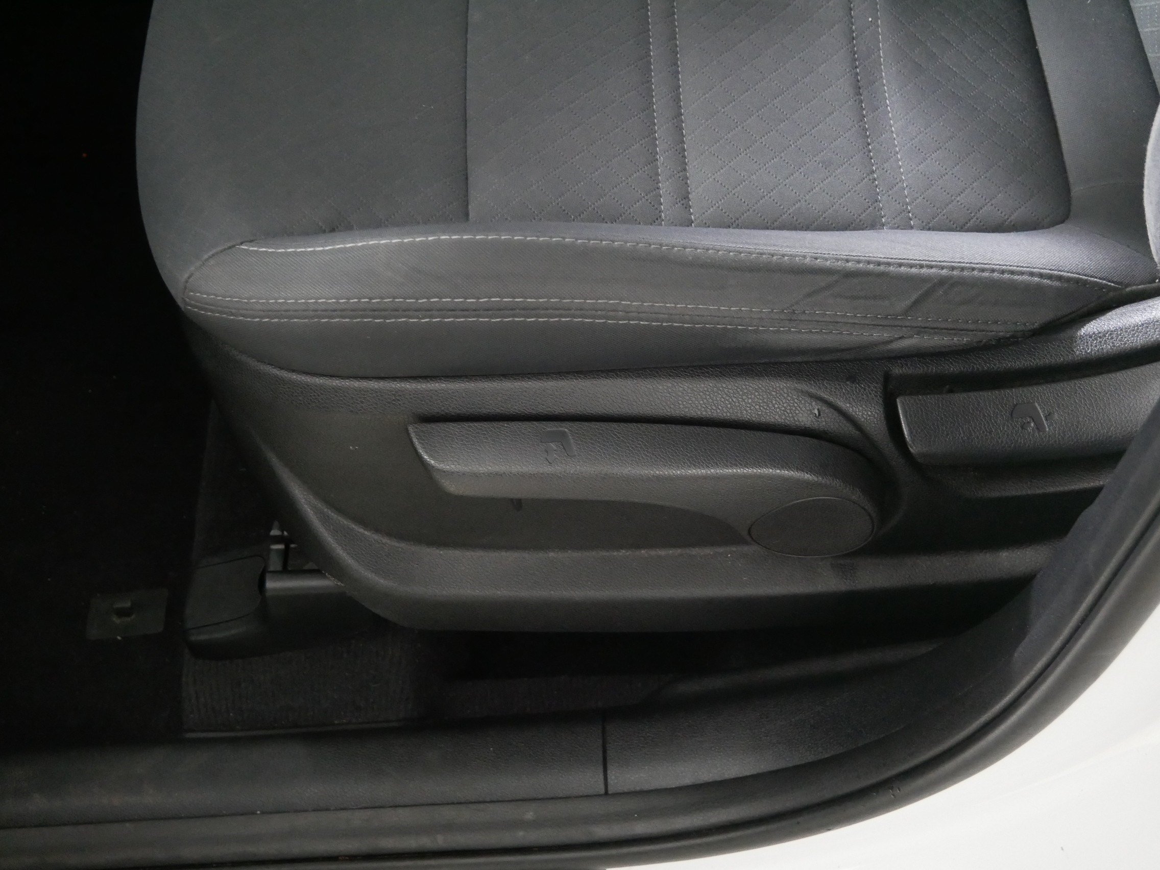 Used 2017 Kia Sorento AWD image 20