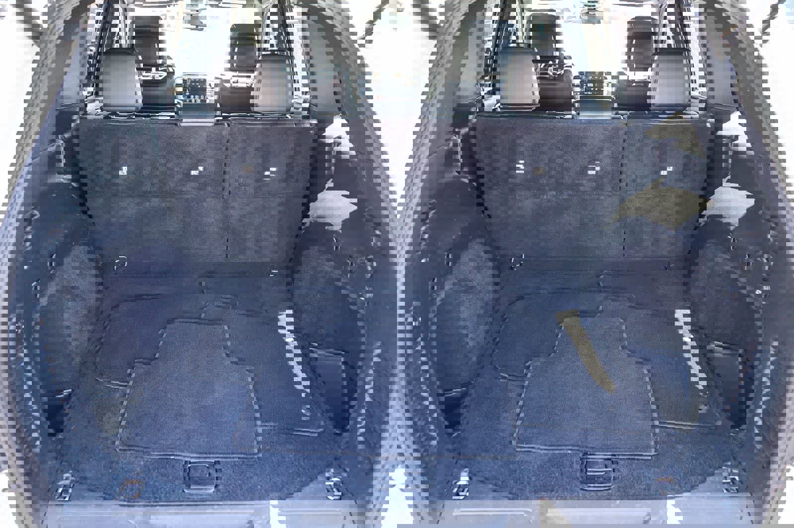 Used 2021 Jeep Grand Cherokee Laredo X image 24