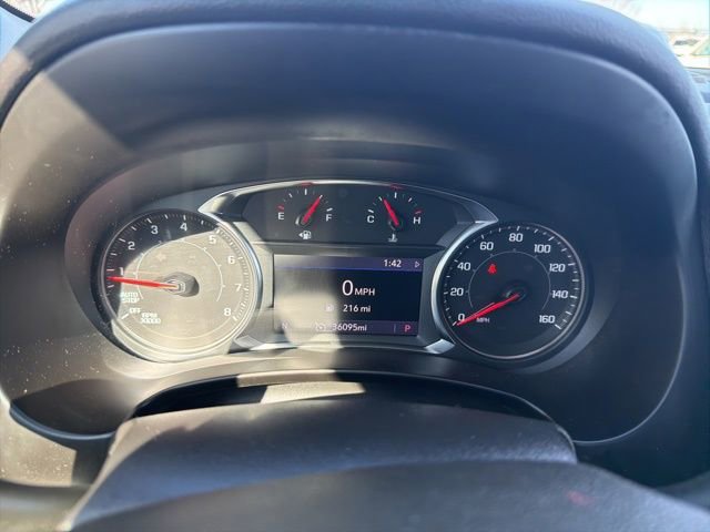 Used 2023 GMC Terrain SLT image 40