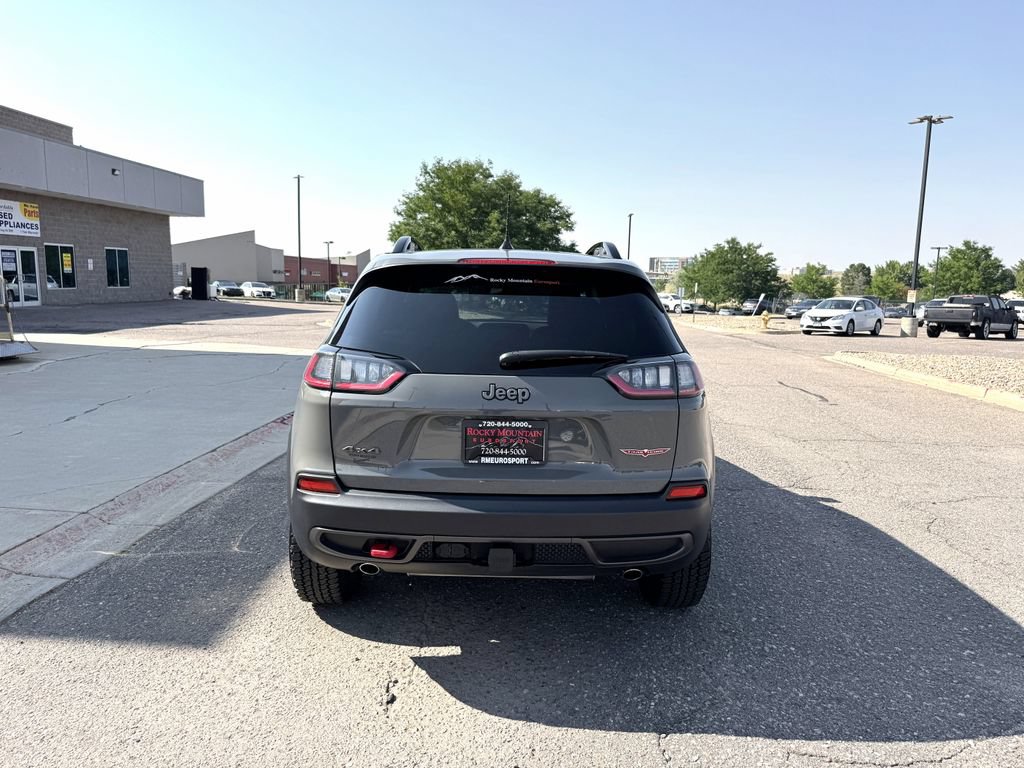 Used 2022 Jeep Cherokee Trailhawk w/ Premium Leather Package AWD/4WD image 9