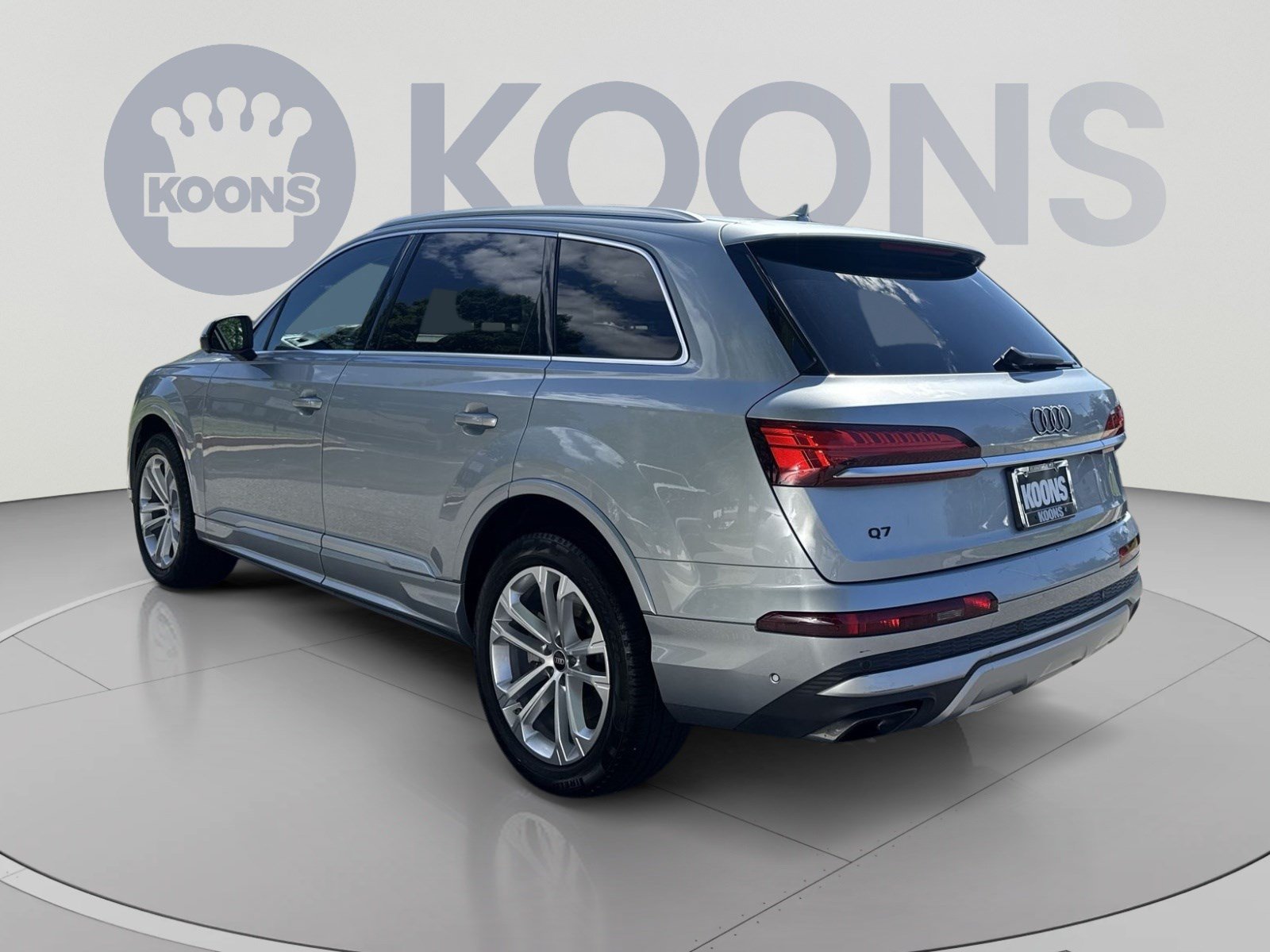 Used 2025 Audi Q7 3.0T Premium Plus AWD/4WD image 4