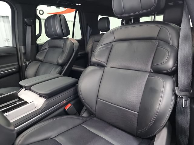 Used 2025 Lincoln Navigator L Reserve w/ Jet Appearance Package AWD/4WD image 42