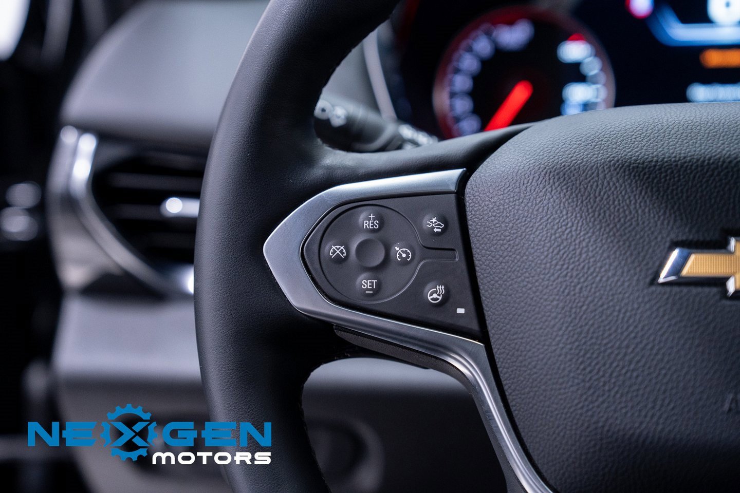 Used 2023 Chevrolet Traverse High Country image 18