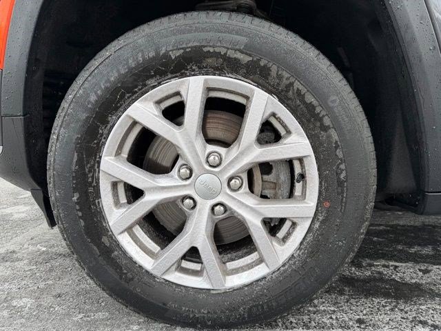 Used 2022 Jeep Grand Cherokee L Limited image 25