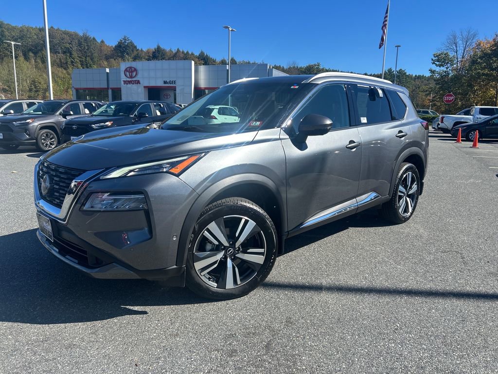 Used 2023 Nissan Rogue SL w/ SL Premium Package