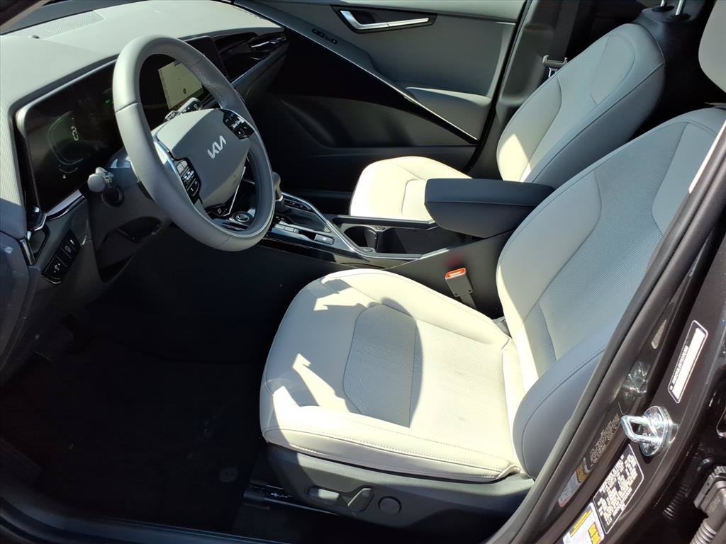 New 2026 Kia Niro EX FWD image 10