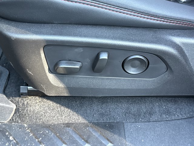 New 2026 GMC Canyon AT4X image 17