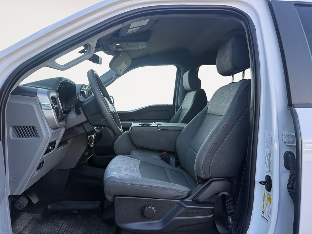 Used 2023 Ford F150 XLT w/ Trailer Tow Package image 9