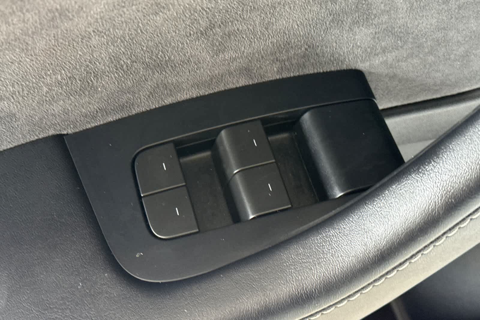Used 2023 Tesla Model 3 Performance AWD/4WD image 13