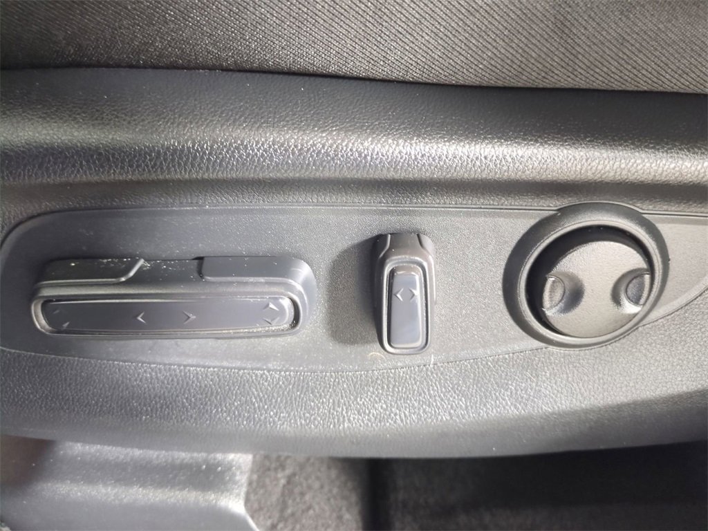 Used 2025 Honda CR-V Sport image 22