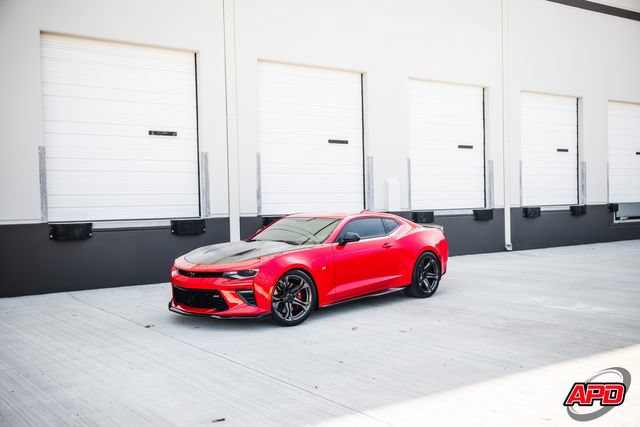 Used 2017 Chevrolet Camaro SS RWD image 40