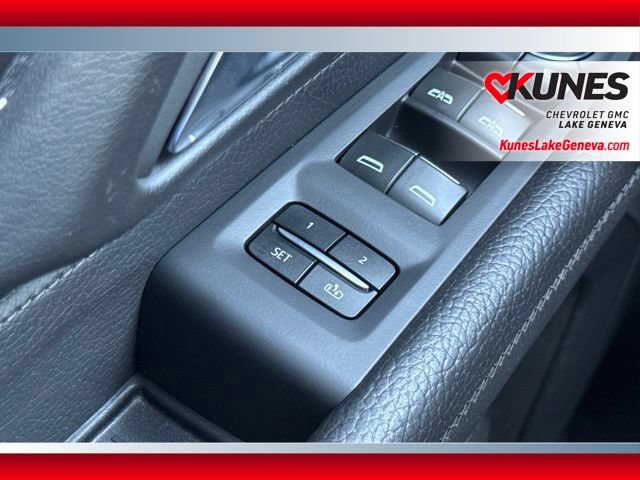 Used 2024 GMC Yukon Denali AWD/4WD image 54